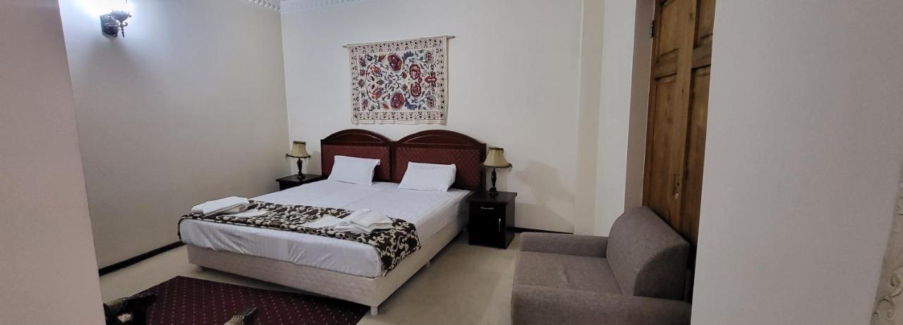 Shokhtut Hotel Honeymoon Buchara Buitenkant foto